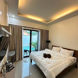Golden Palm Resort